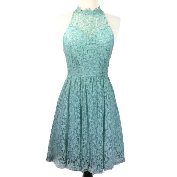 Altar'd State Dresses & Skirts - Altar’d State lace sleeveless dress